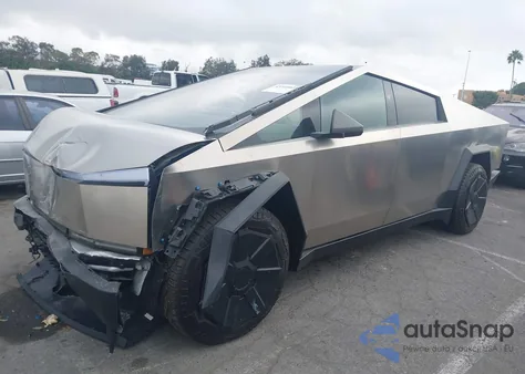 2025 Tesla Cybertruck All-Wheel Drive from USA, damaged, VIN 7G2CEHED5SA067748